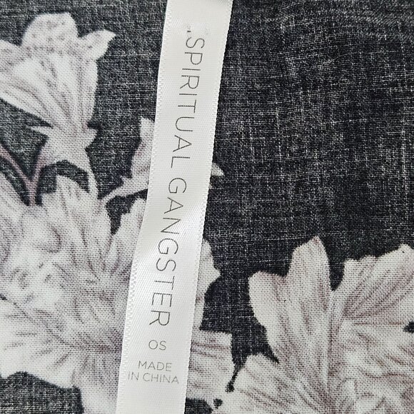 Spiritual Gangster Maya Kimono Robe Cardigan OS Black Cream Floral Layering - Picture 13 of 13